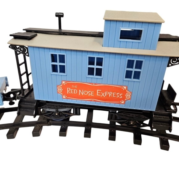 Memory Lane‎ Rudolph Island Of Misfit Toys Rudolph's Red Nose Express Train Set - Picture 8 of 17